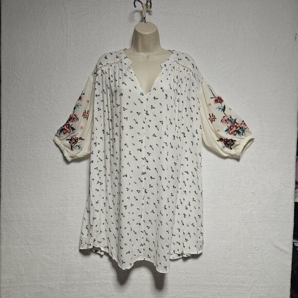 Umgee women’s SZ L Boho Peasant Tunic Top Cottagecore Fairy Bloomcore Embroidery - Picture 2 of 9
